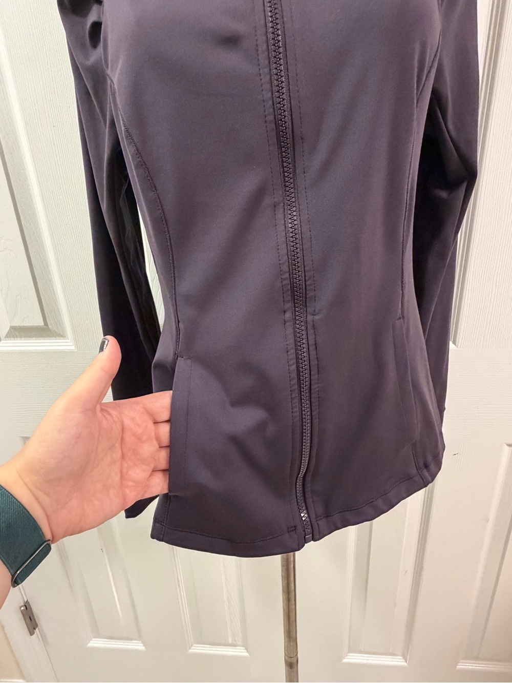 YogaLicious Women’s M Purple Hooded Full Zip Athletic Jacket - Picture 2 of 7